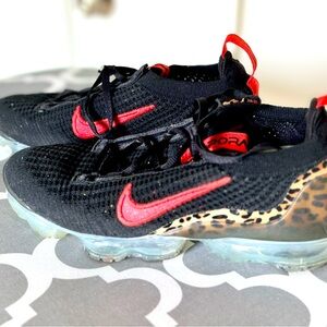 Nike VaporMax women’s 7 Black, Orange, Leopard